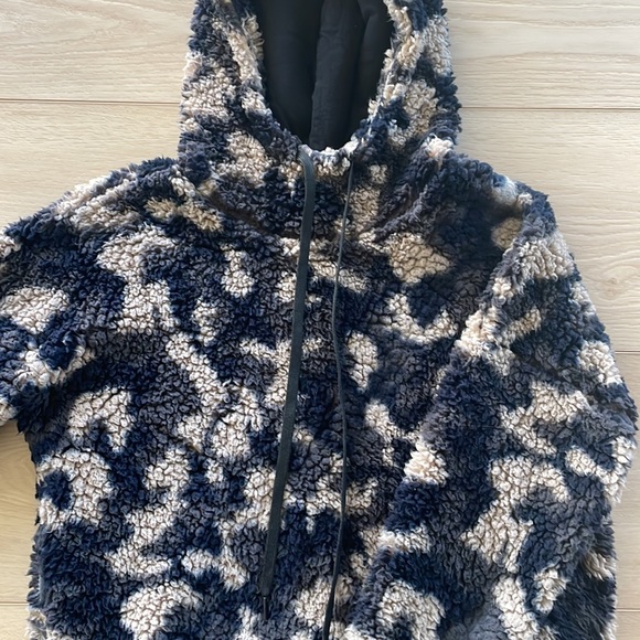 Zella Faux Shearling Camouflage Hooded Pullover Jacket - Picture 3 of 5